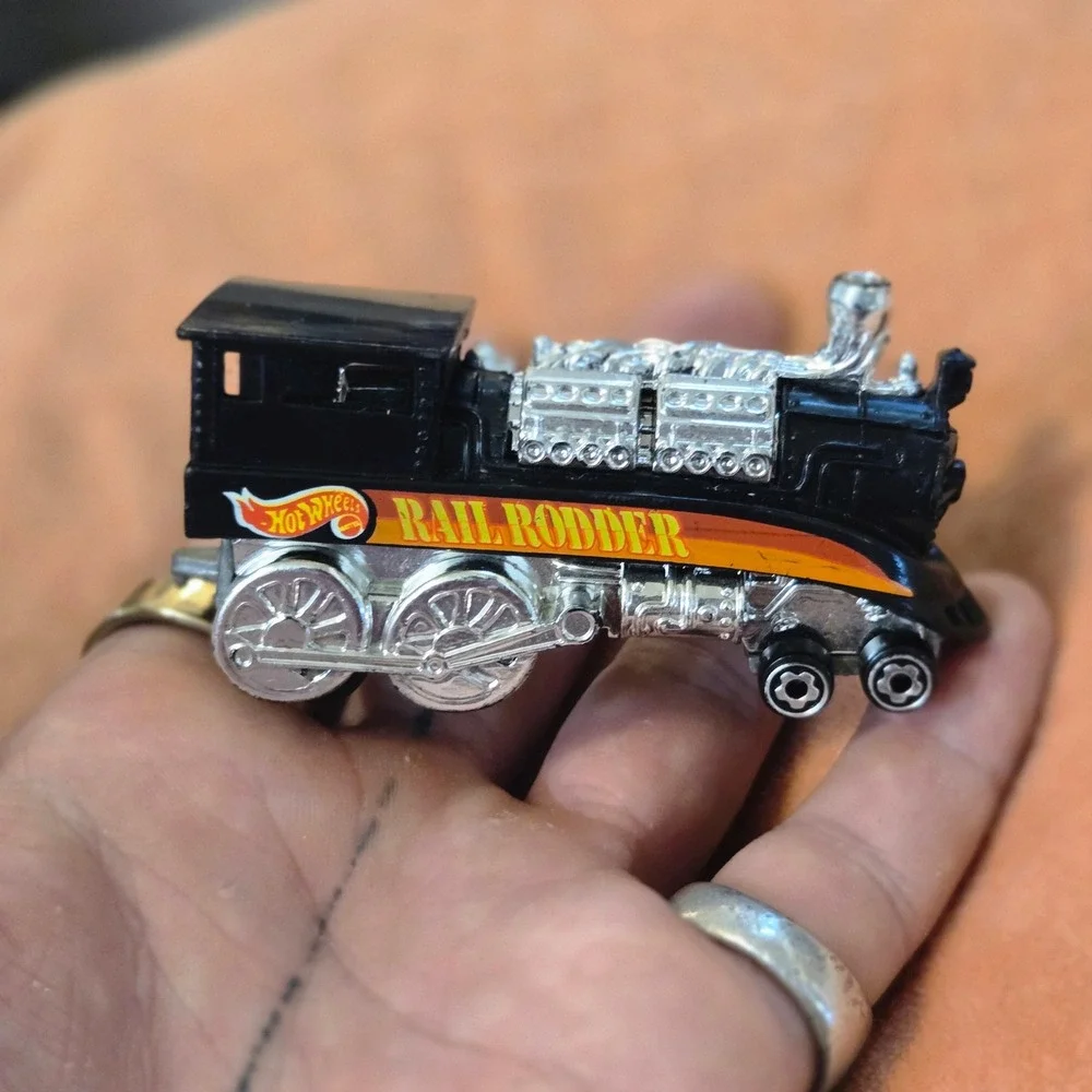 VTG Hot Wheels Rail Rodder Black Orange Yellow Diecast Train Locomotive Toy 1996
